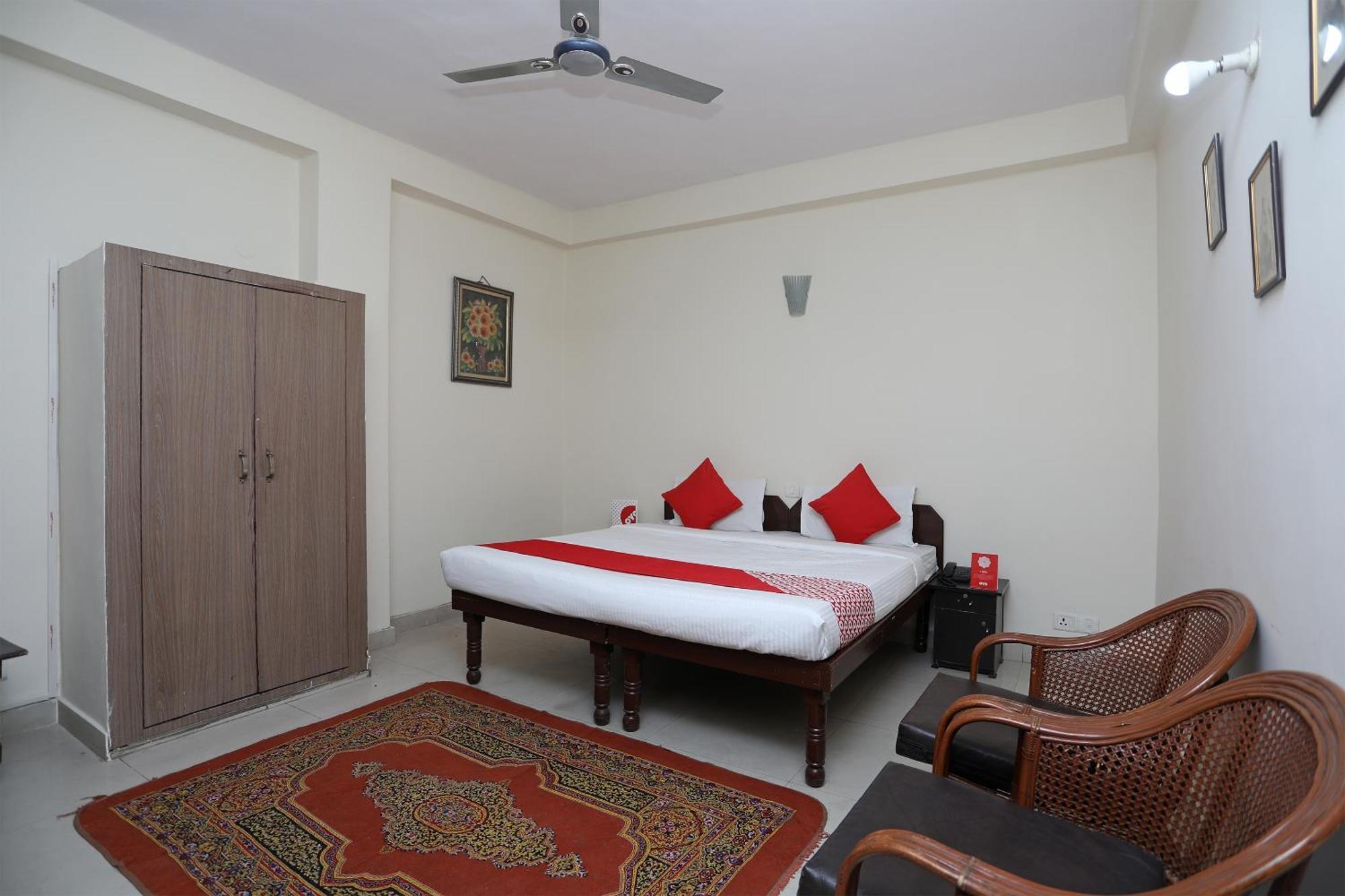 Hotel O Celebration Bnb Home Дели Экстерьер фото