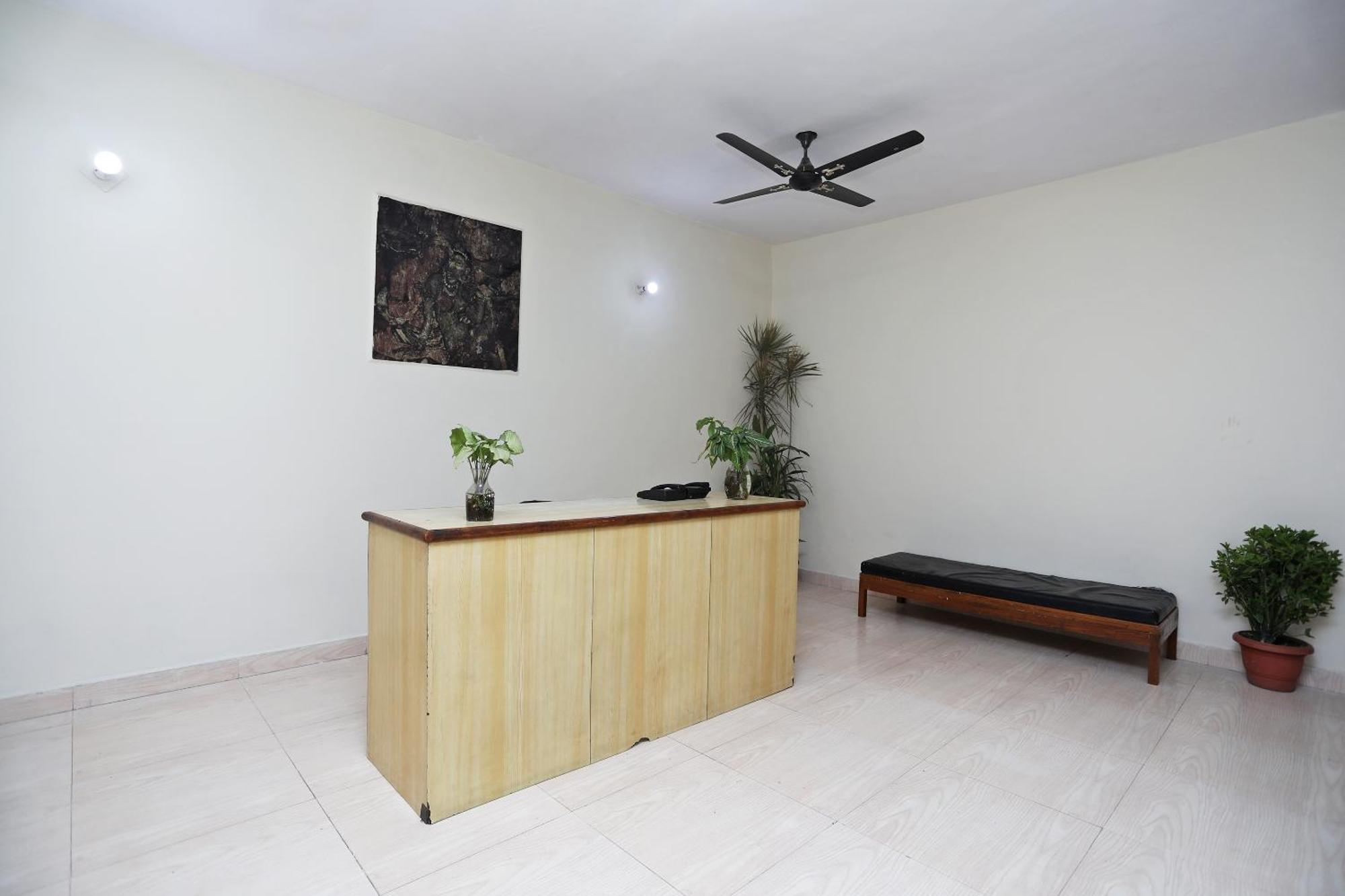 Hotel O Celebration Bnb Home Дели Экстерьер фото